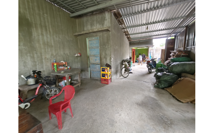 Bán gấp nhà khu vực trung tâm thị trấn Tân Trụ giá 3 tỷ