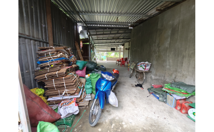 Bán gấp nhà khu vực trung tâm thị trấn Tân Trụ giá 3 tỷ